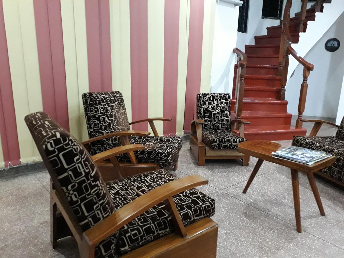 Brinthavanam Days Inn ジャフナ エクステリア 写真